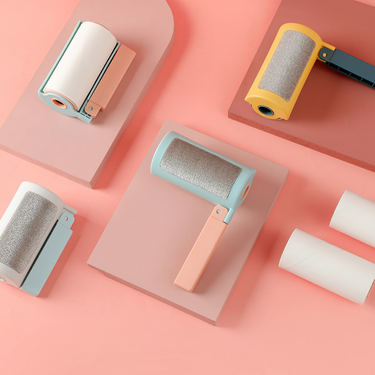 2-in-1 Lint Roller w/ Storage and Reffils